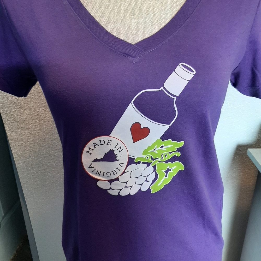 Made in Virginia v neck tee